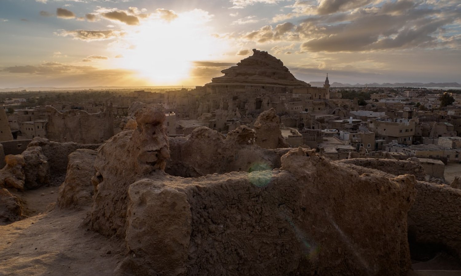 Siwa Total Solar Eclipse 2027 ( July 29 - Aug 03 )